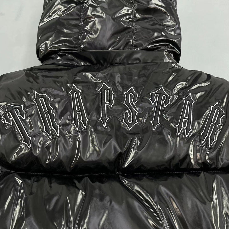 Trapstar Irongate Jacket – Shiny Black