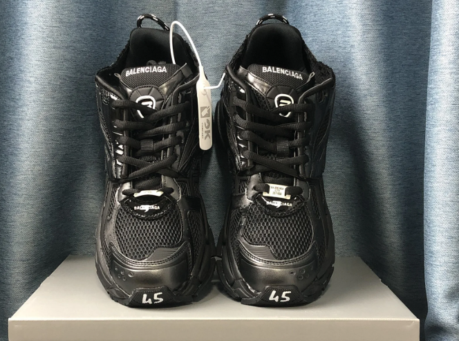 Balenciaga Runner