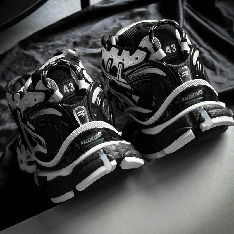 Balenciaga Runner