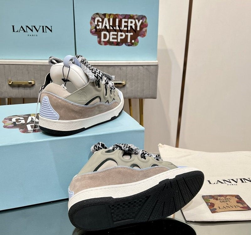 Lanvin Curb